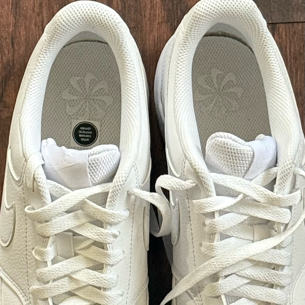 Nike Court Vision Low Men’s Sustainable Sneakers - Picture 10 of 16